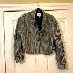 Cropped boxy houndstooth blazer